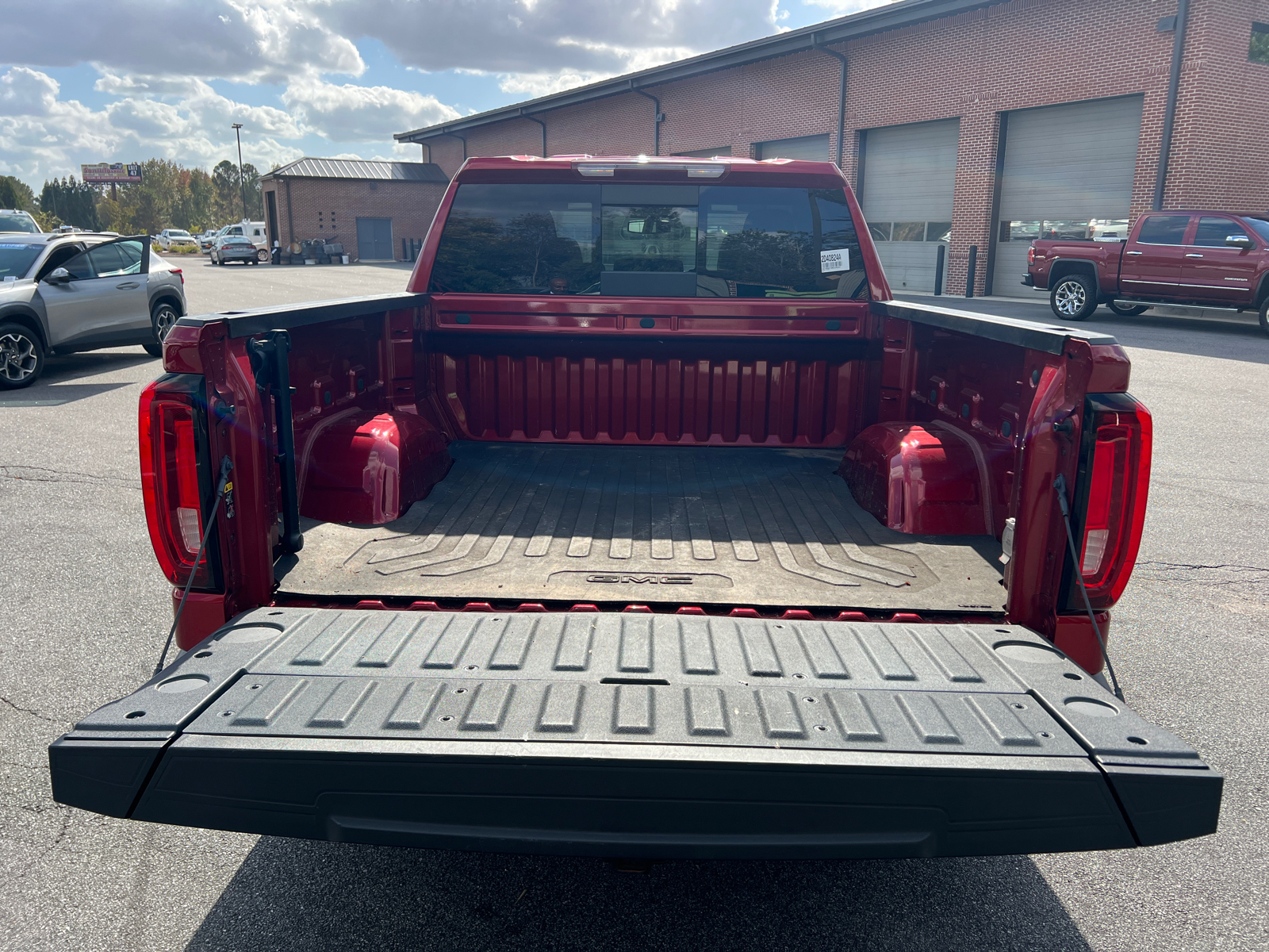 2021 GMC Sierra 1500 SLT 18