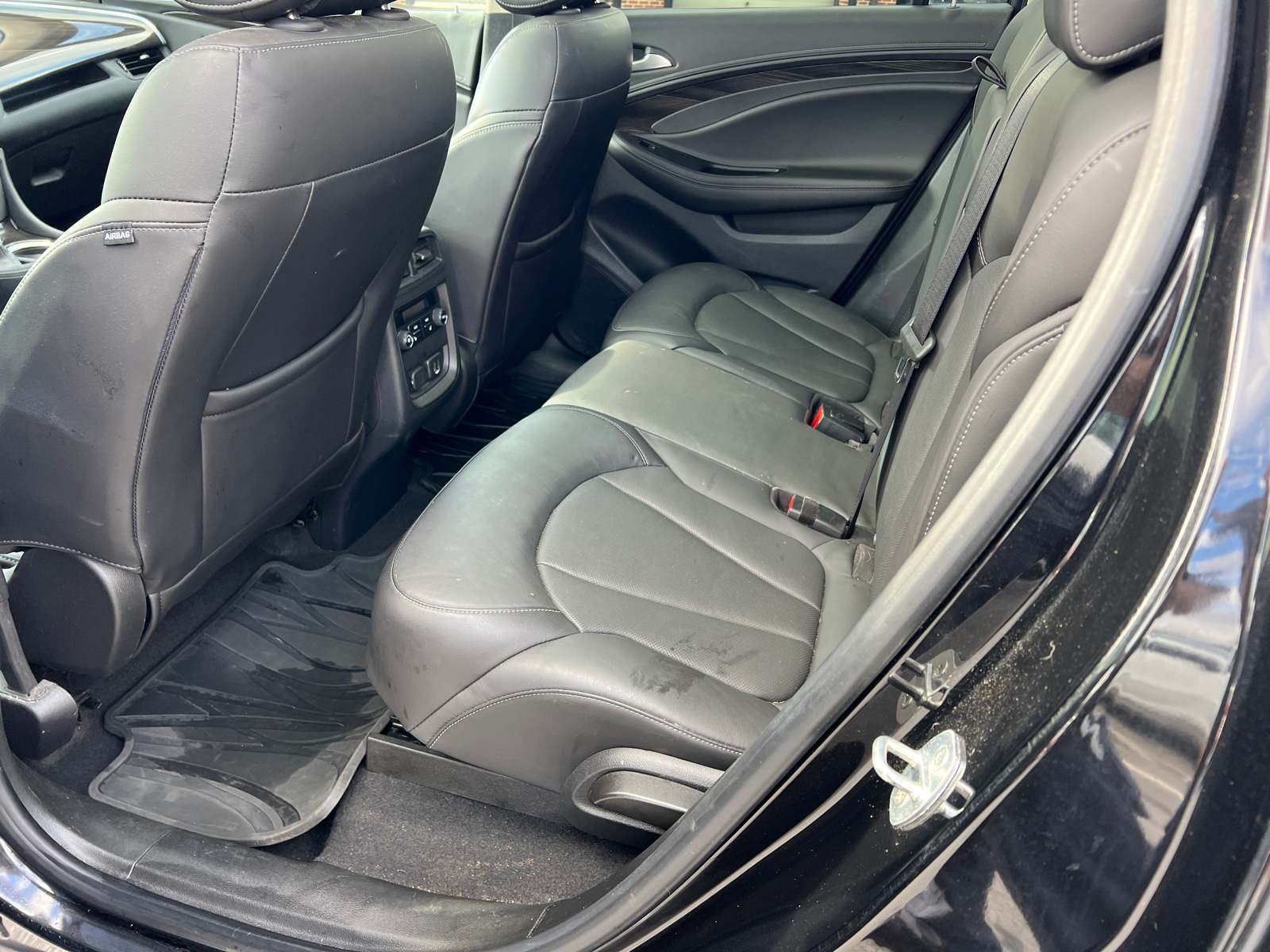 2019 Buick Envision Essence 21