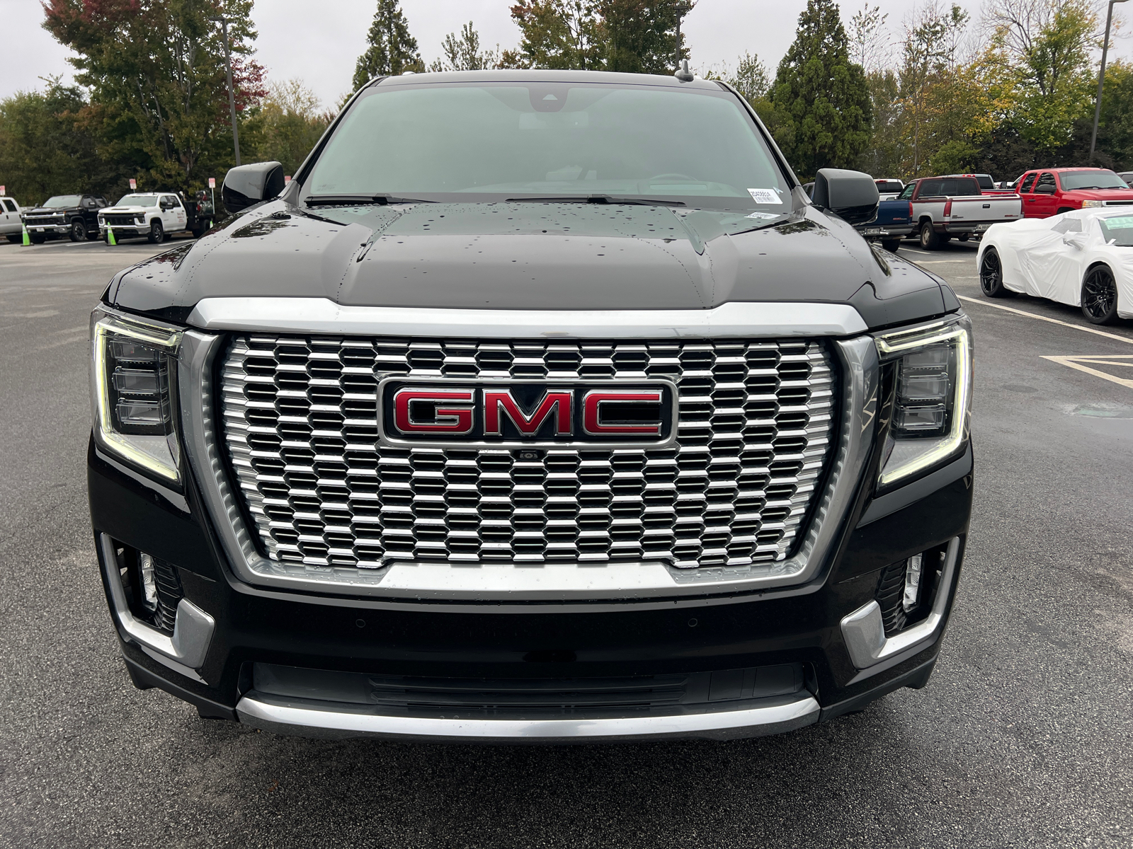 2022 GMC Yukon Denali 2