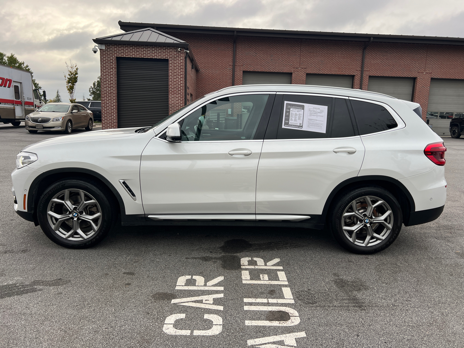 2021 BMW X3 sDrive30i 8