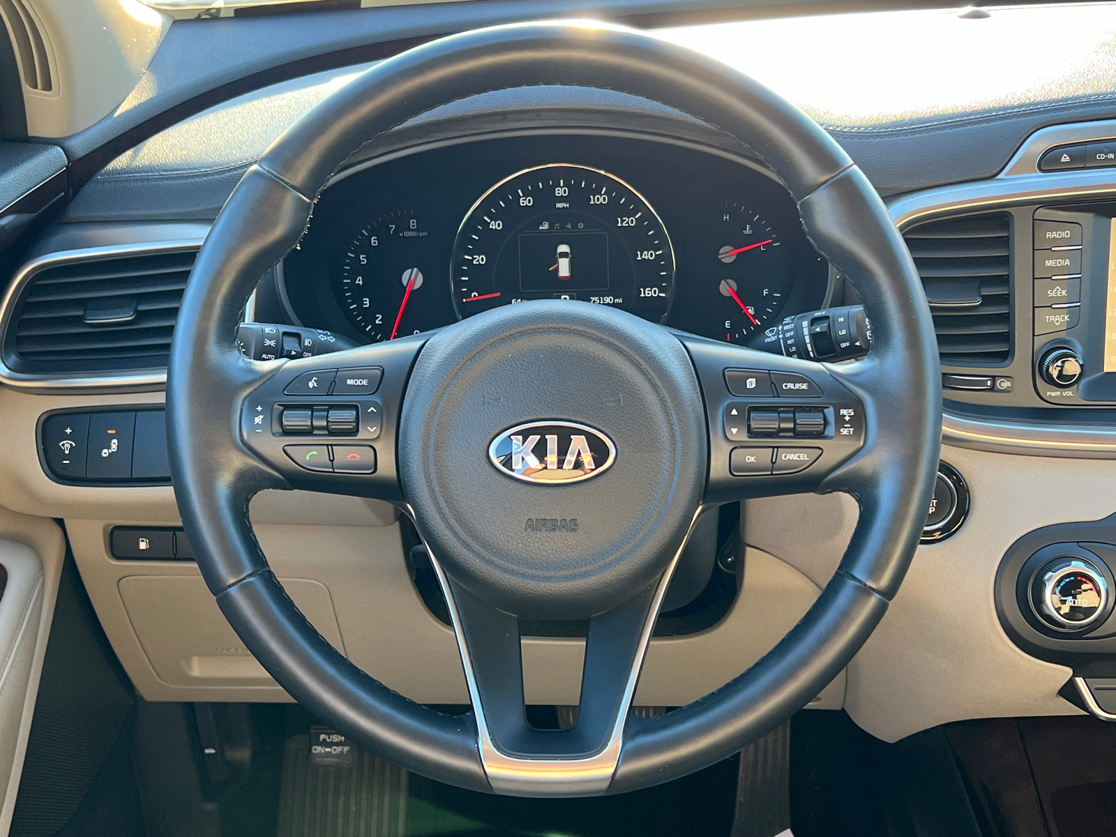 2018 Kia Sorento EX 24