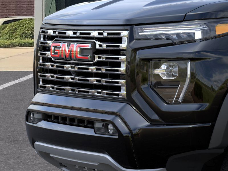 2024 GMC Canyon Denali 13