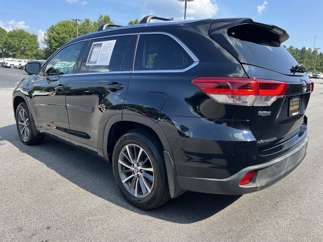 2018 Toyota Highlander XLE 8