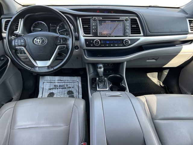 2018 Toyota Highlander XLE 24