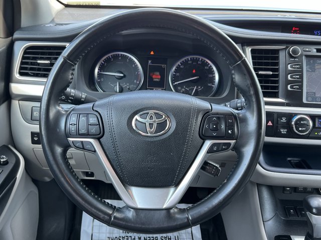 2018 Toyota Highlander XLE 25