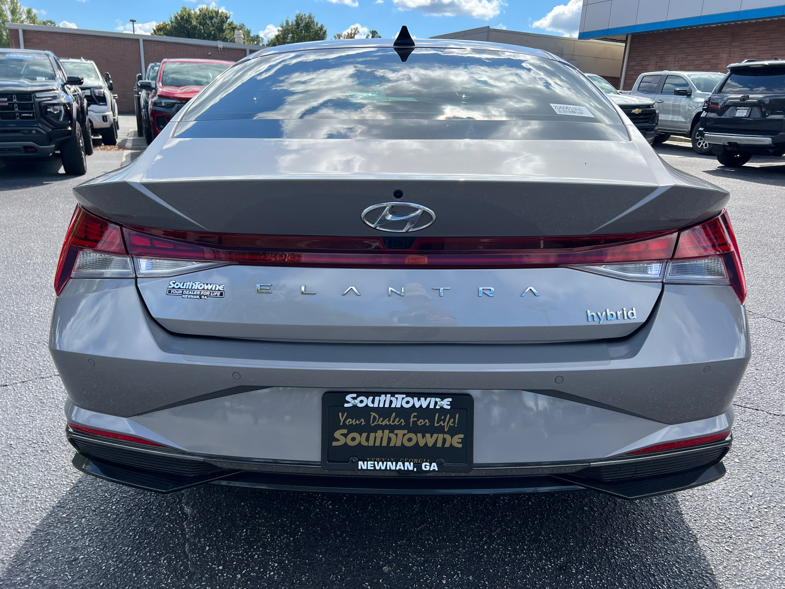 2023 Hyundai Elantra Hybrid Limited 6