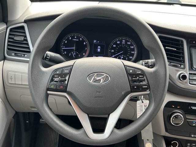 2017 Hyundai Tucson SE 24