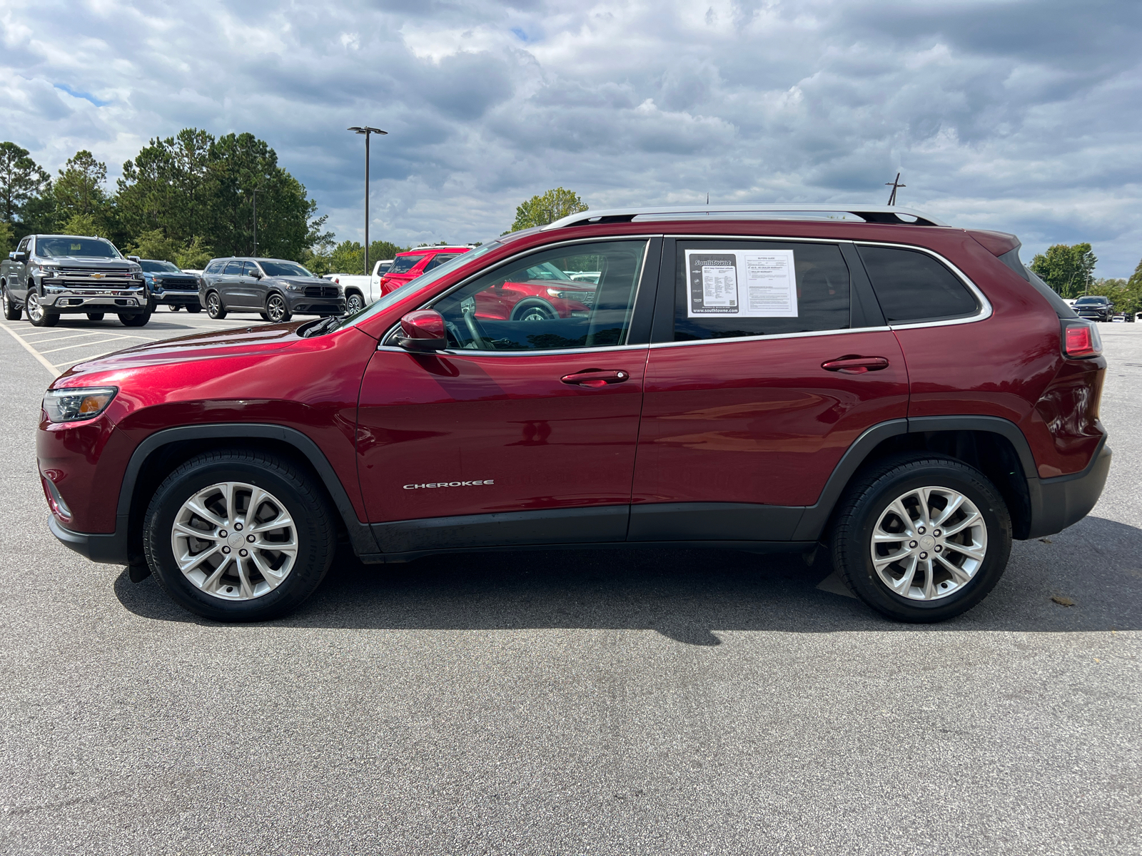 2019 Jeep Cherokee Latitude 8