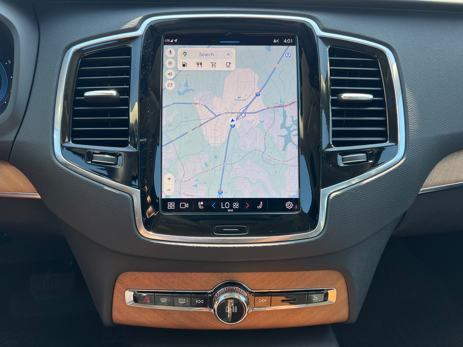 2023 Volvo XC90 B6 Plus 7-Seater 28