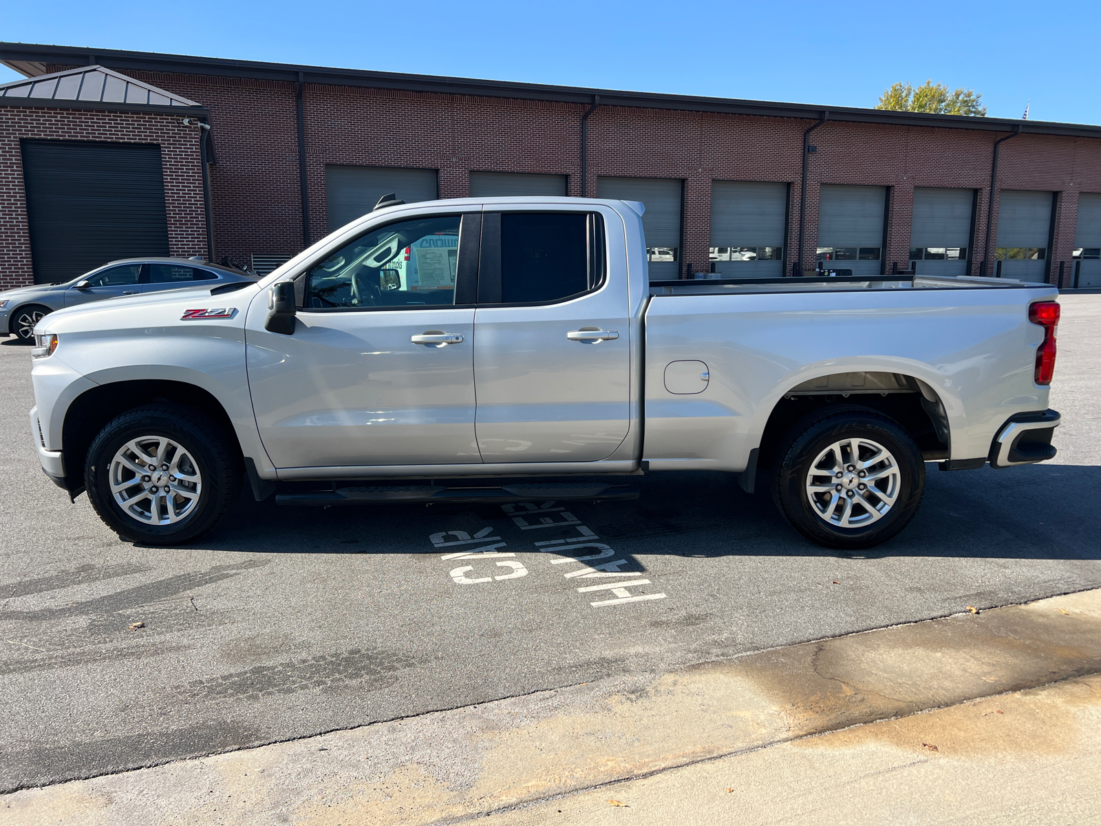 2021 Chevrolet Silverado 1500 RST 8