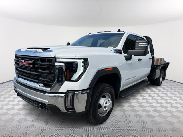 2024 GMC Sierra 3500HD Pro 1