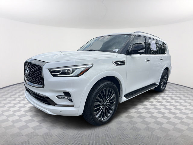 2022 INFINITI QX80 LUXE 1