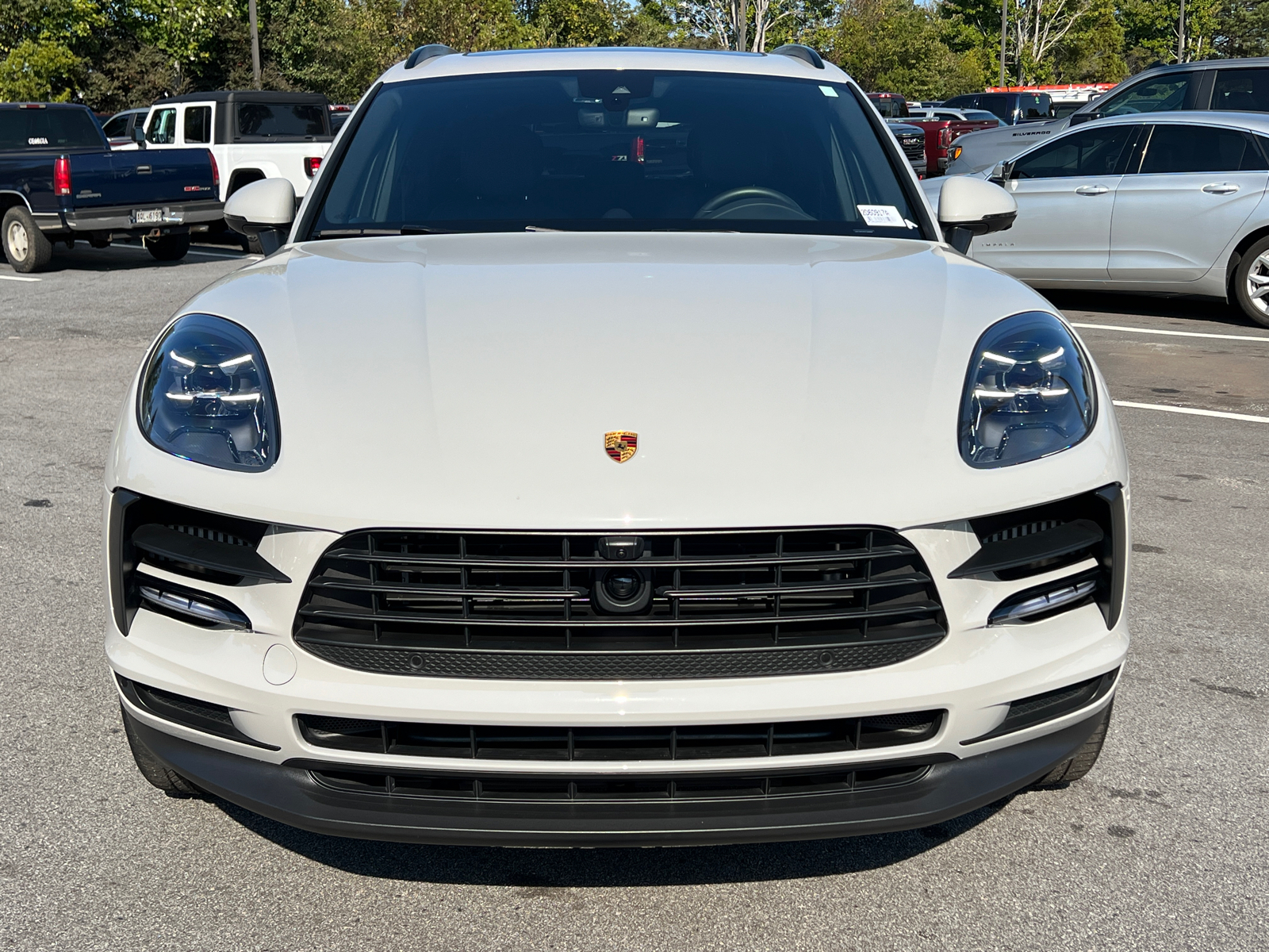 2021 Porsche Macan S 2