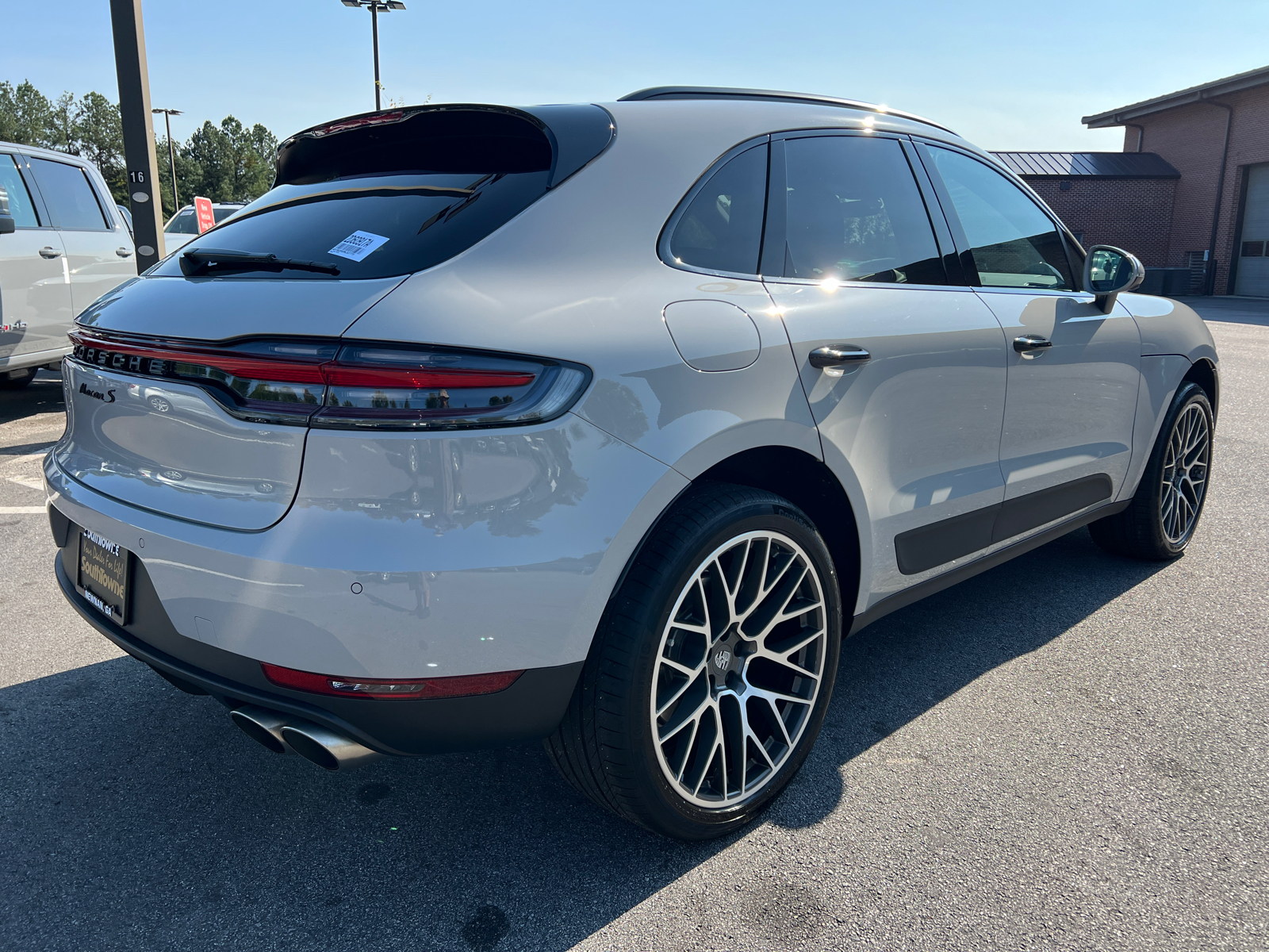 2021 Porsche Macan S 5