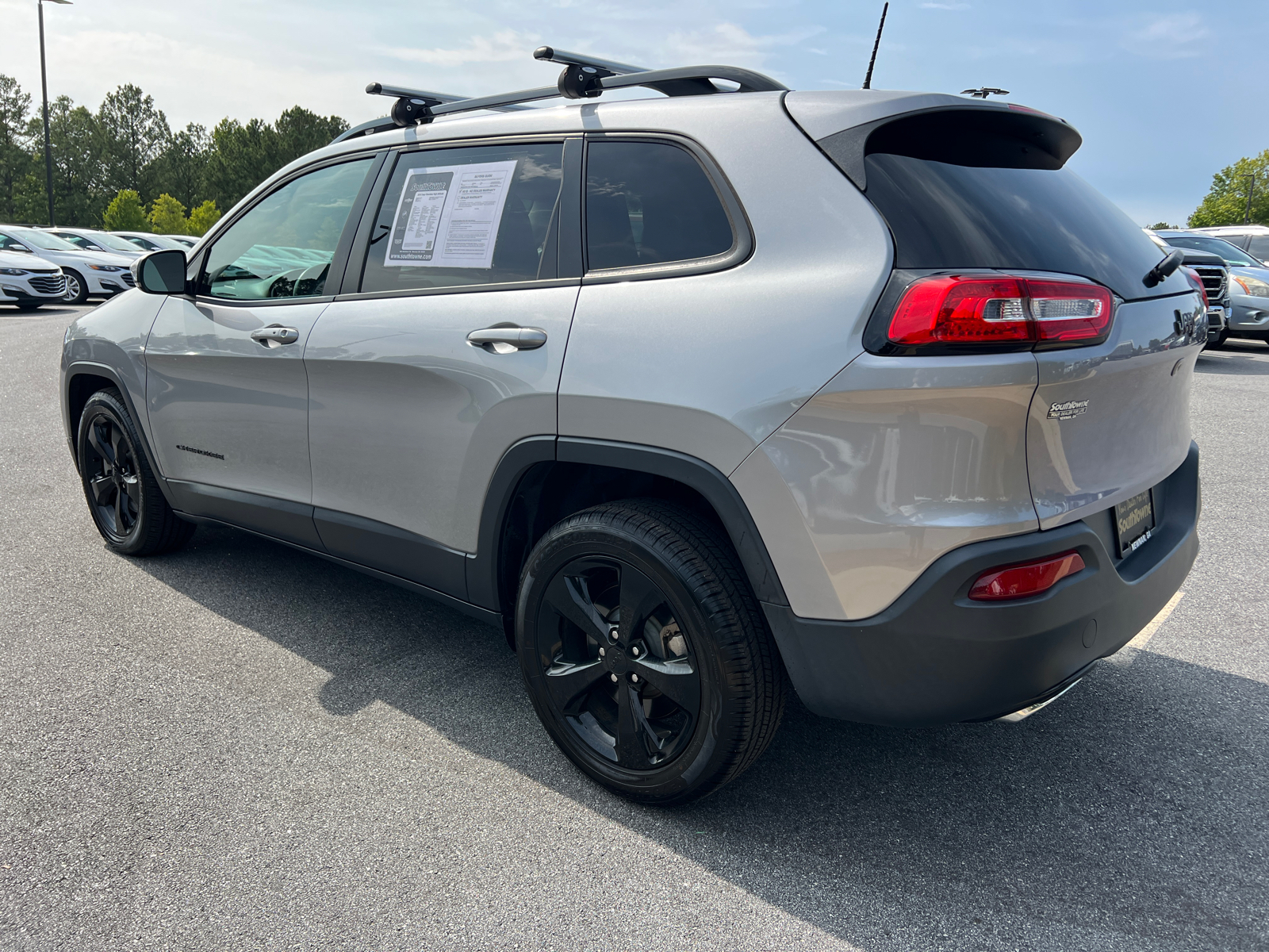 2016 Jeep Cherokee High Altitude 7