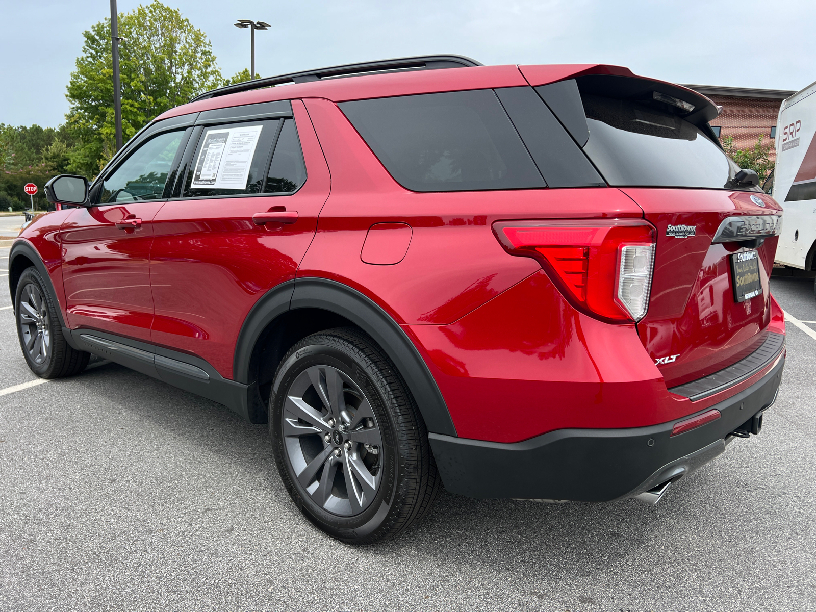 2023 Ford Explorer XLT 7