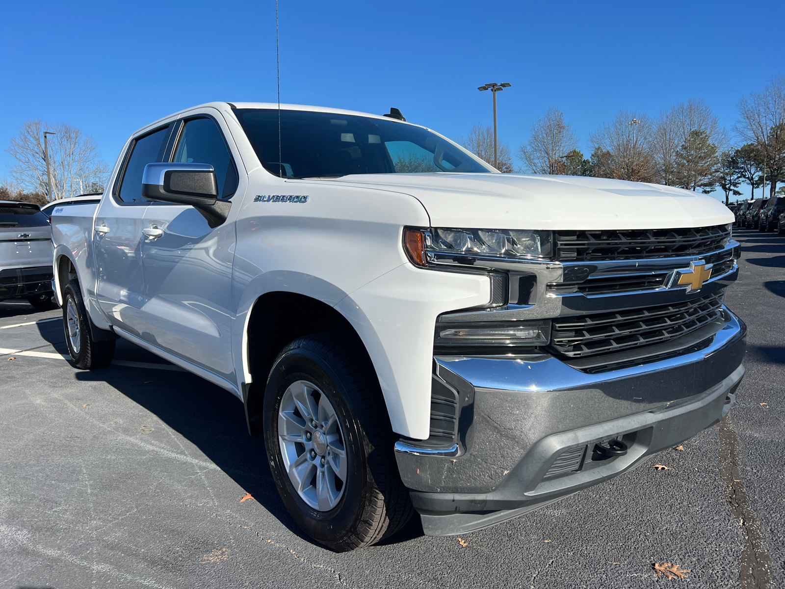 2019 Chevrolet Silverado 1500 LT 3