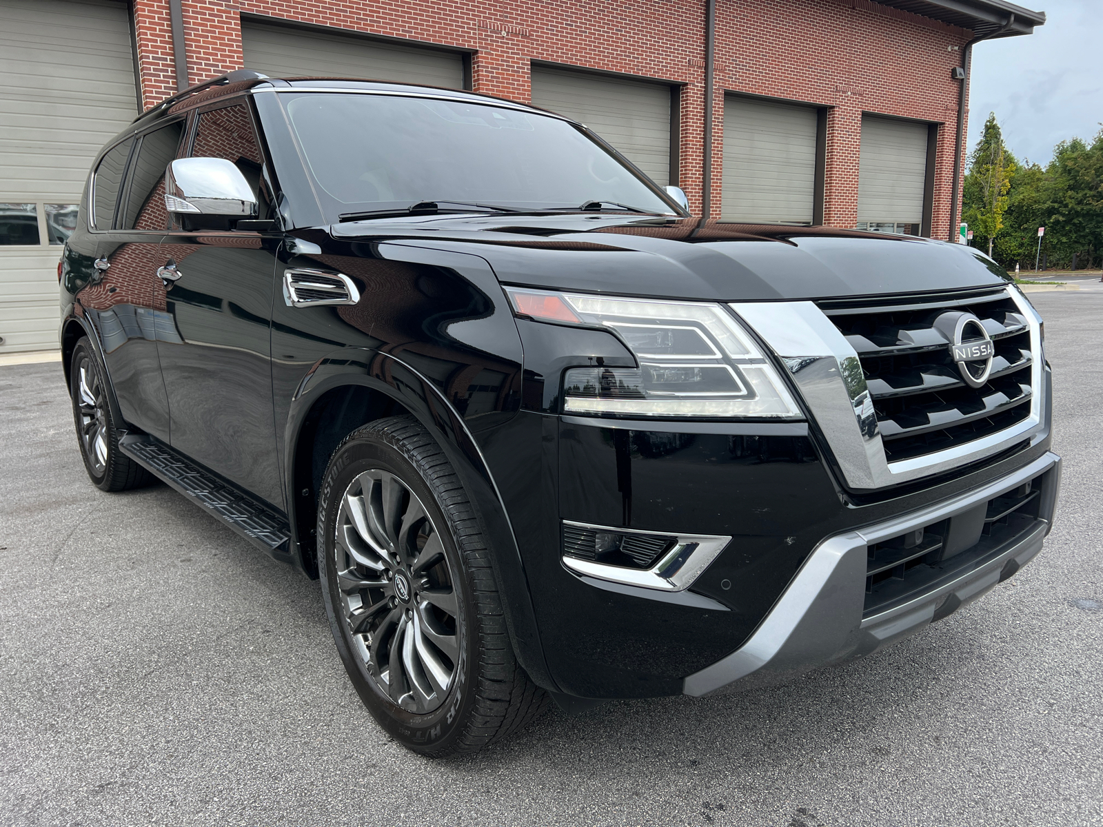 2023 Nissan Armada Platinum 3