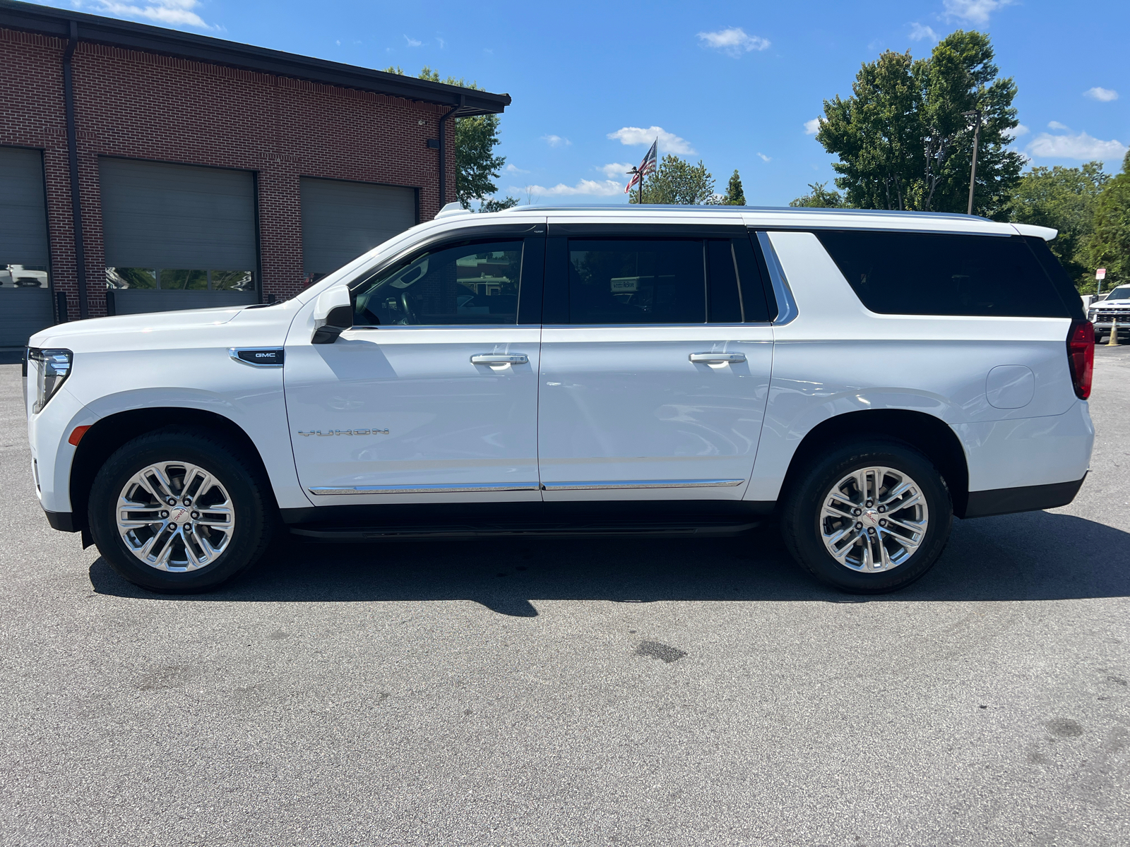 2021 GMC Yukon XL SLT 8