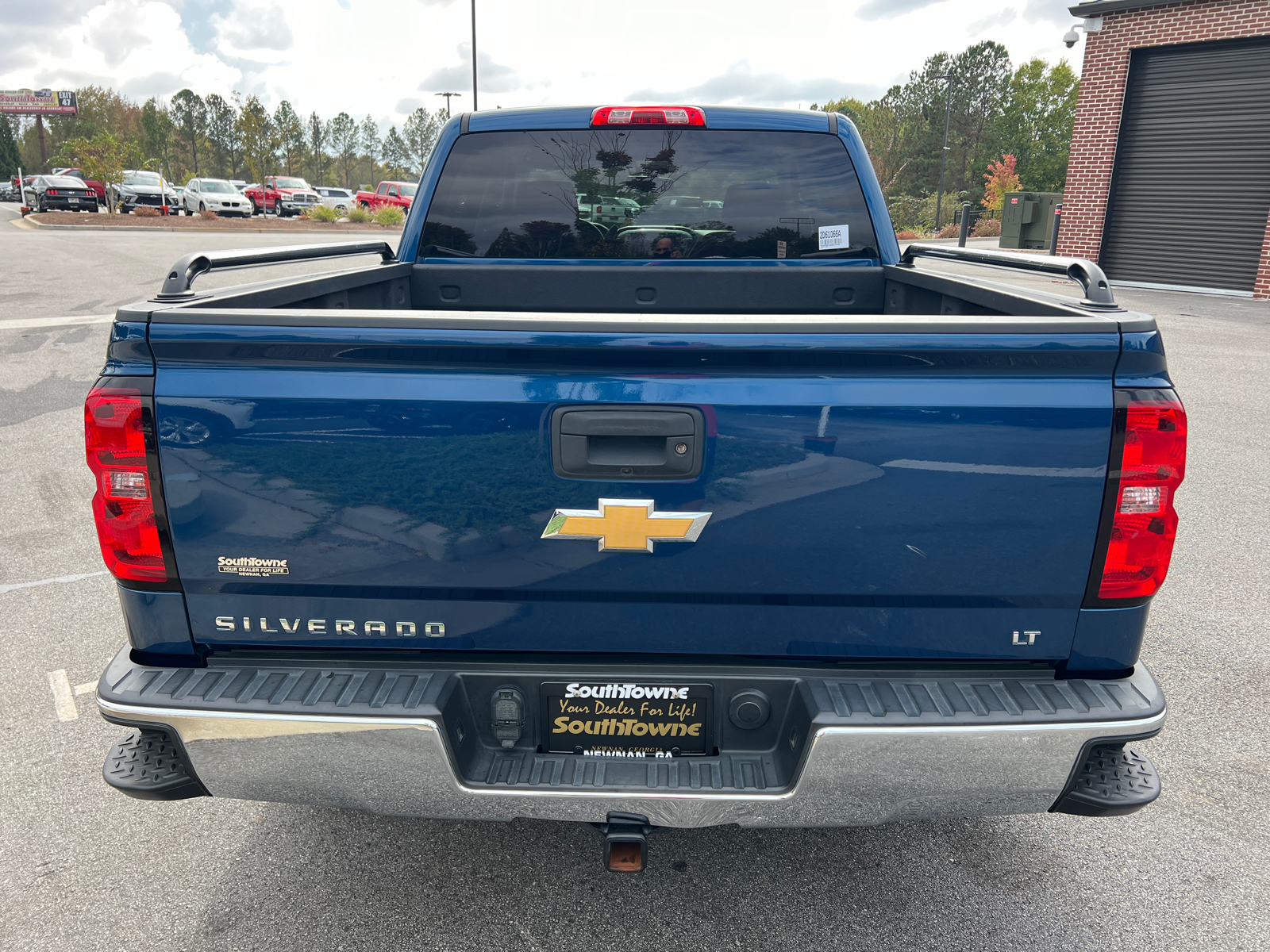 2017 Chevrolet Silverado 1500 LT 6