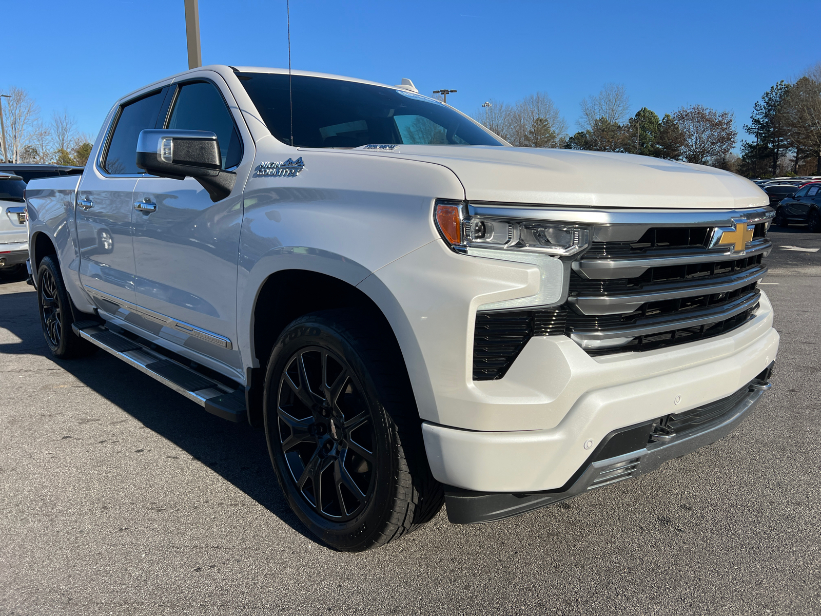 2023 Chevrolet Silverado 1500 High Country 3