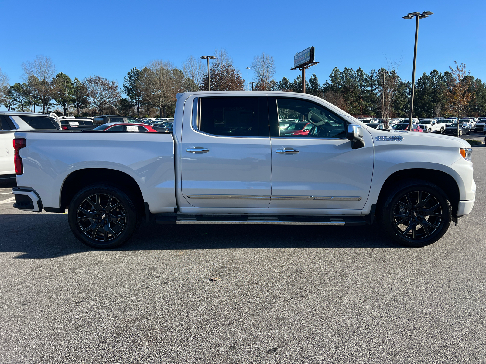 2023 Chevrolet Silverado 1500 High Country 4