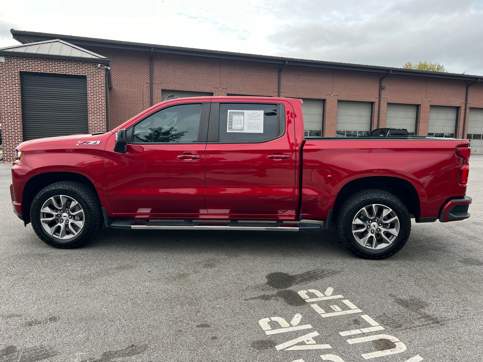 2022 Chevrolet Silverado 1500 LTD RST 8