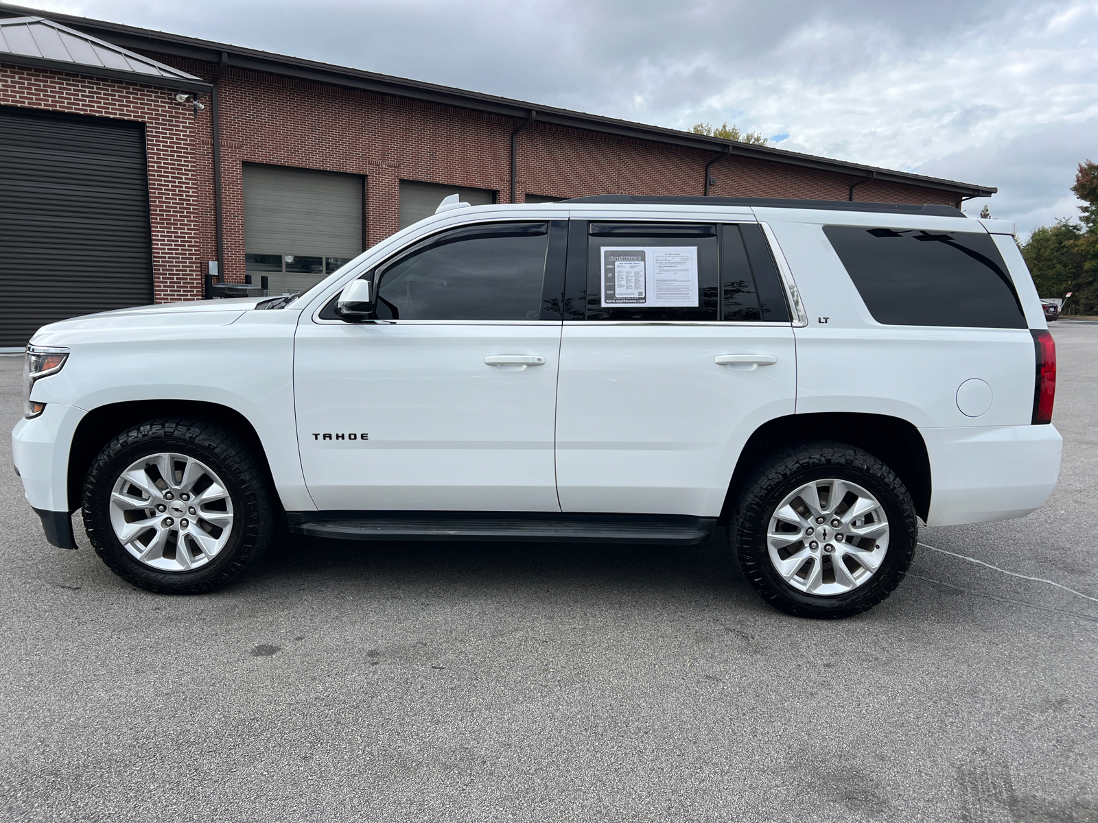 2020 Chevrolet Tahoe LT 8