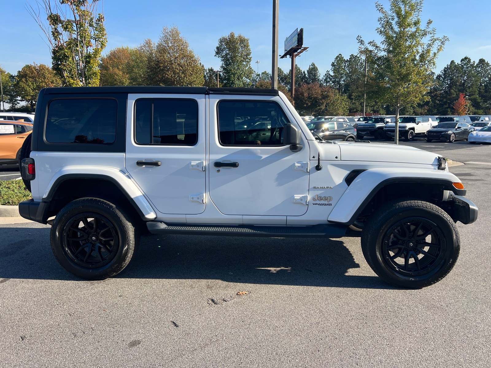 2020 Jeep Wrangler Unlimited Sahara 4