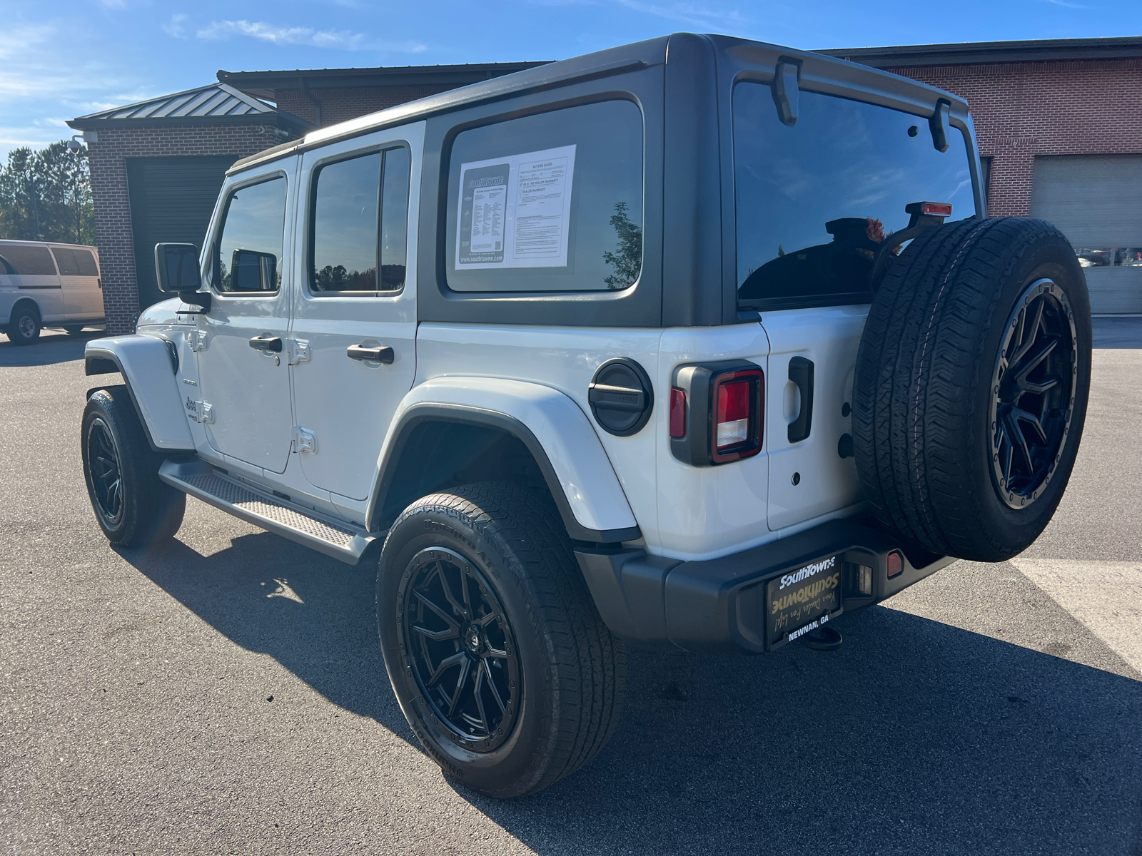 2020 Jeep Wrangler Unlimited Sahara 7