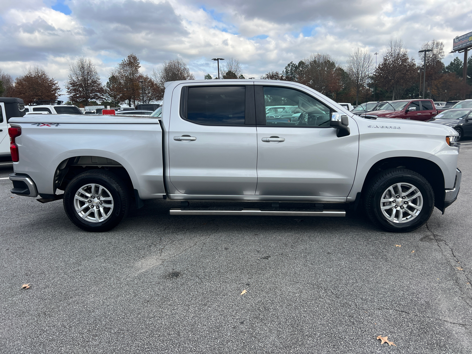 2019 Chevrolet Silverado 1500 LT 4