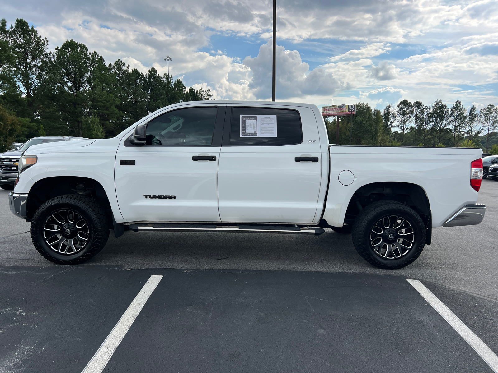 2018 Toyota Tundra SR5 8