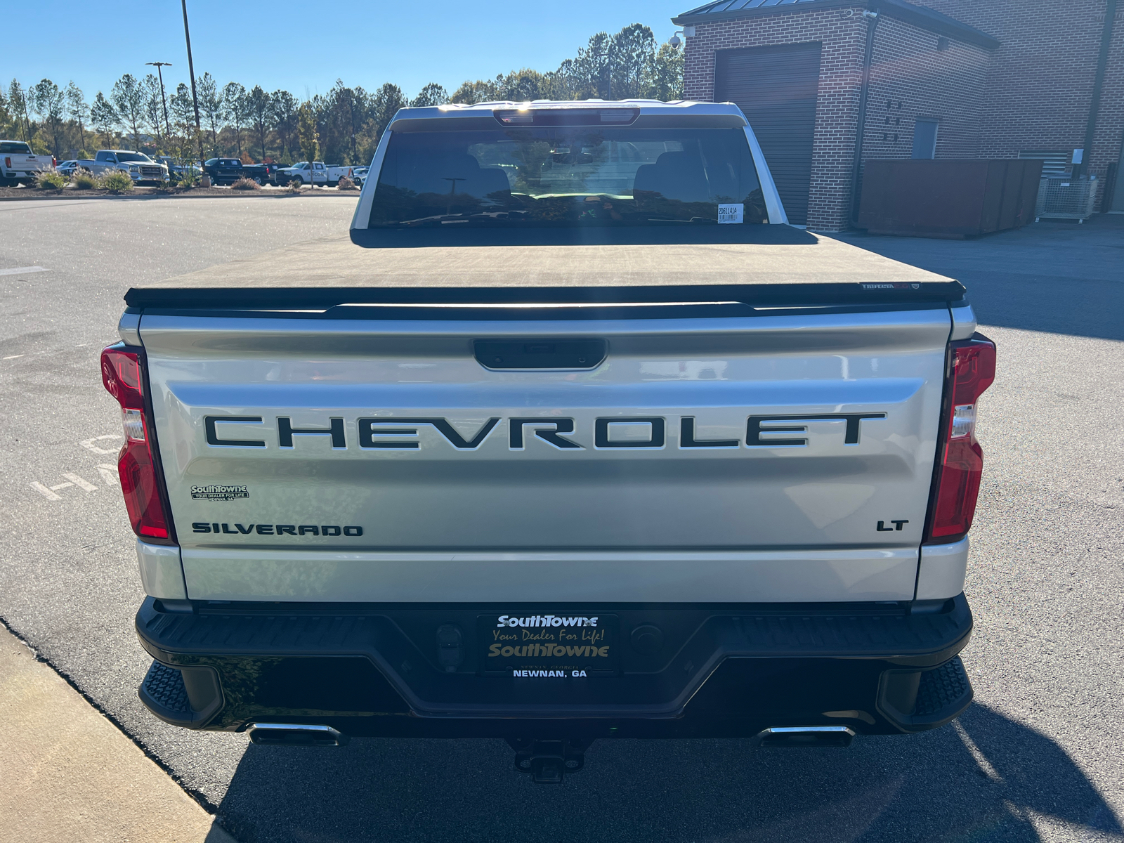 2021 Chevrolet Silverado 1500 LT Trail Boss 6