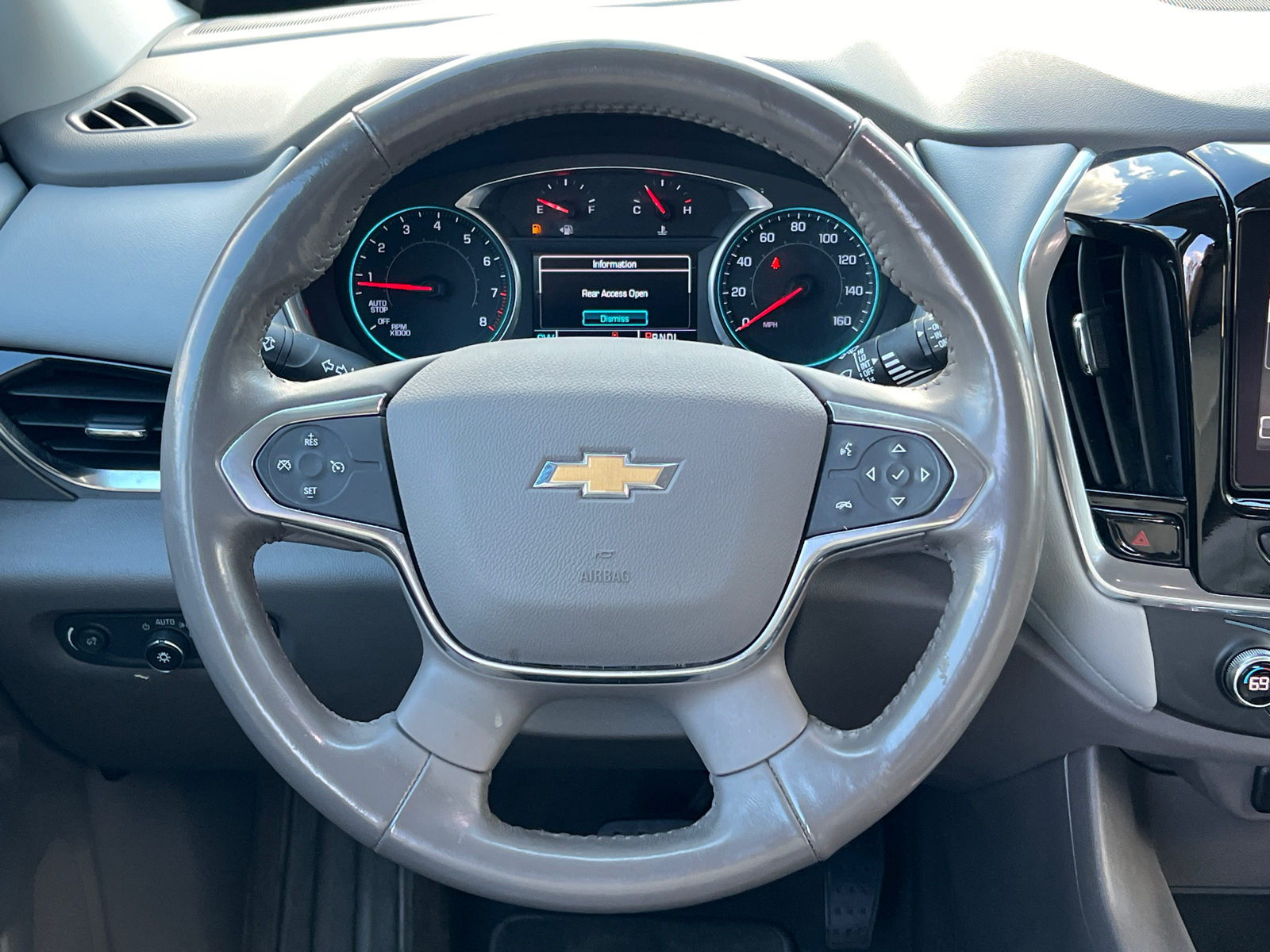 2019 Chevrolet Traverse 3LT 24