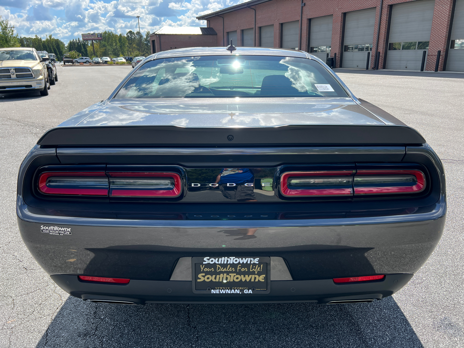 2023 Dodge Challenger R/T 6