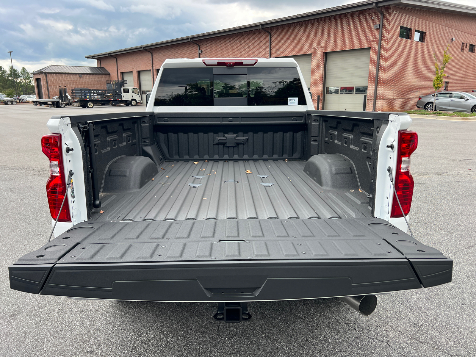 2024 Chevrolet Silverado 3500HD LT 18