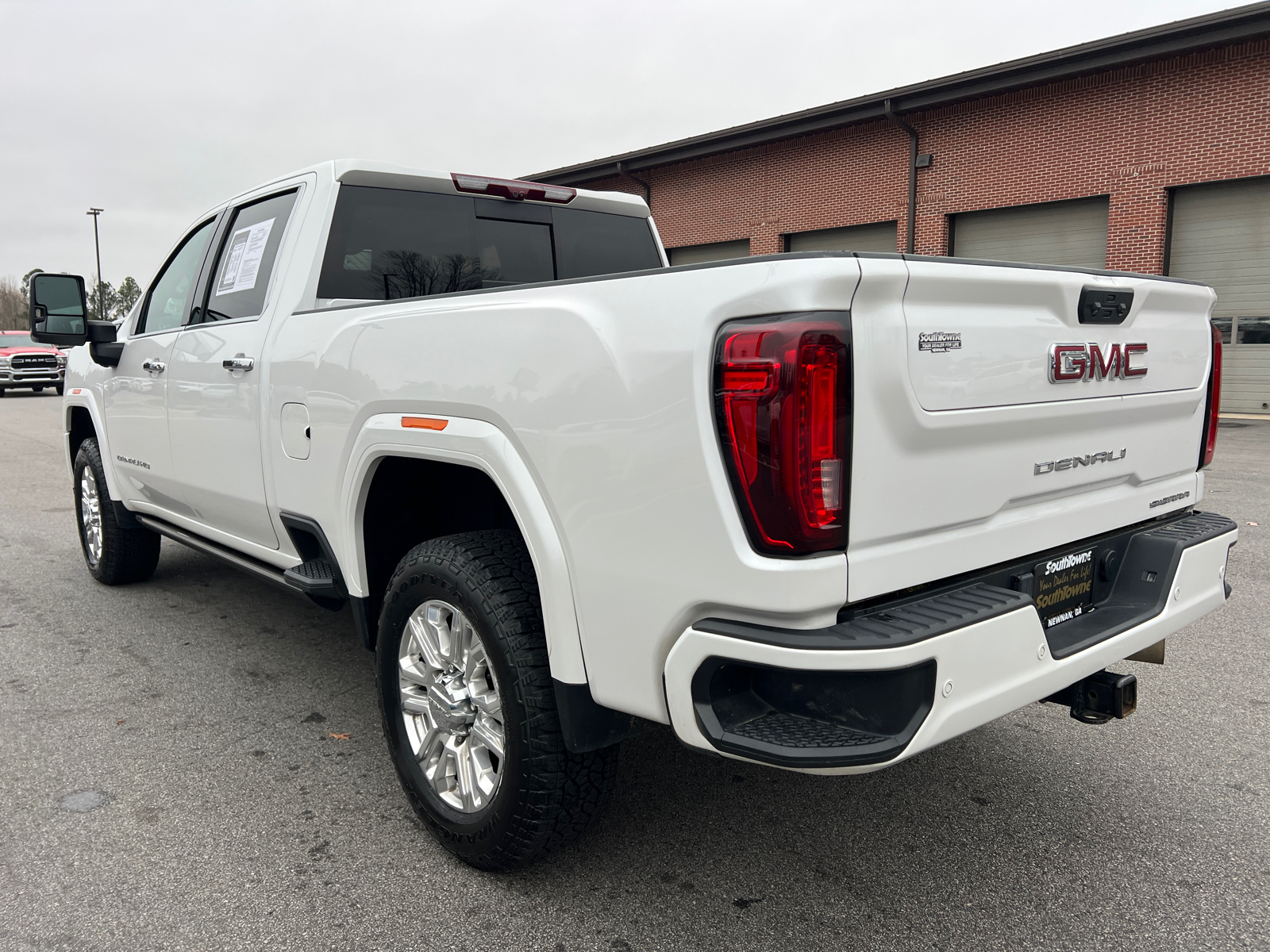 2023 GMC Sierra 2500HD Denali 7