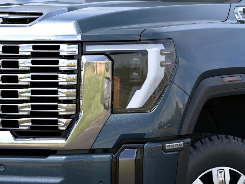 2025 GMC Sierra 3500HD Denali 10