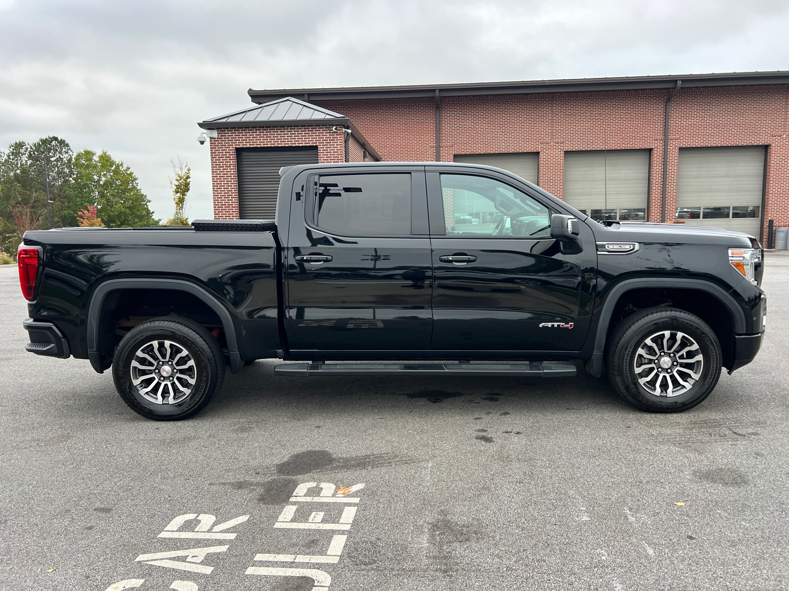 2020 GMC Sierra 1500 AT4 4