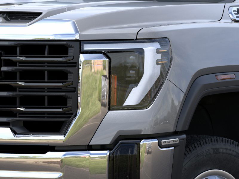 2025 GMC Sierra 3500HD Pro 10