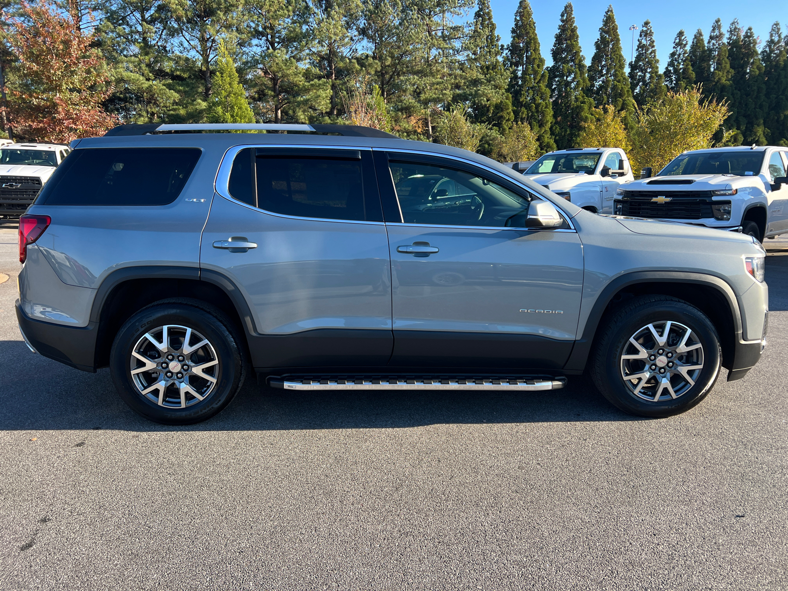 2023 GMC Acadia SLT 4