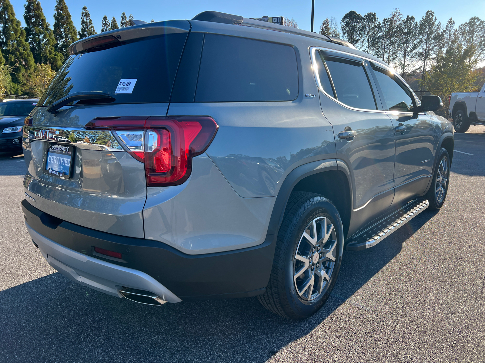 2023 GMC Acadia SLT 5