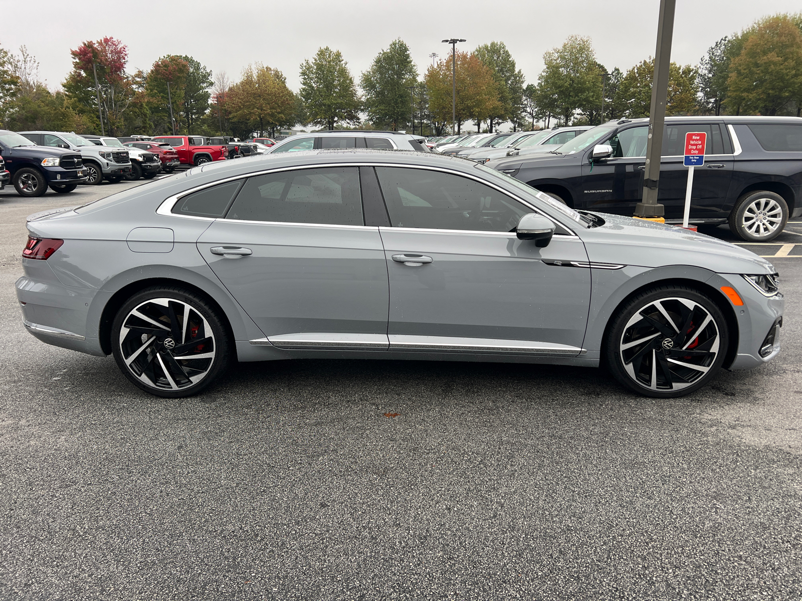 2023 Volkswagen Arteon 2.0T SEL Premium R-Line 4