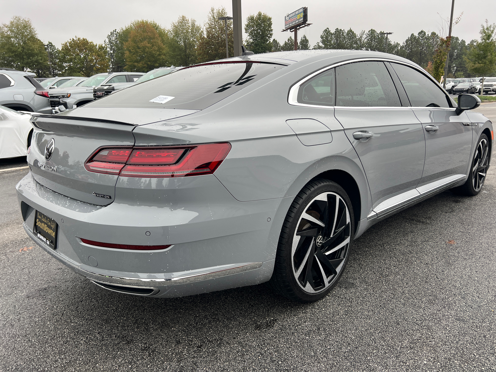 2023 Volkswagen Arteon 2.0T SEL Premium R-Line 5