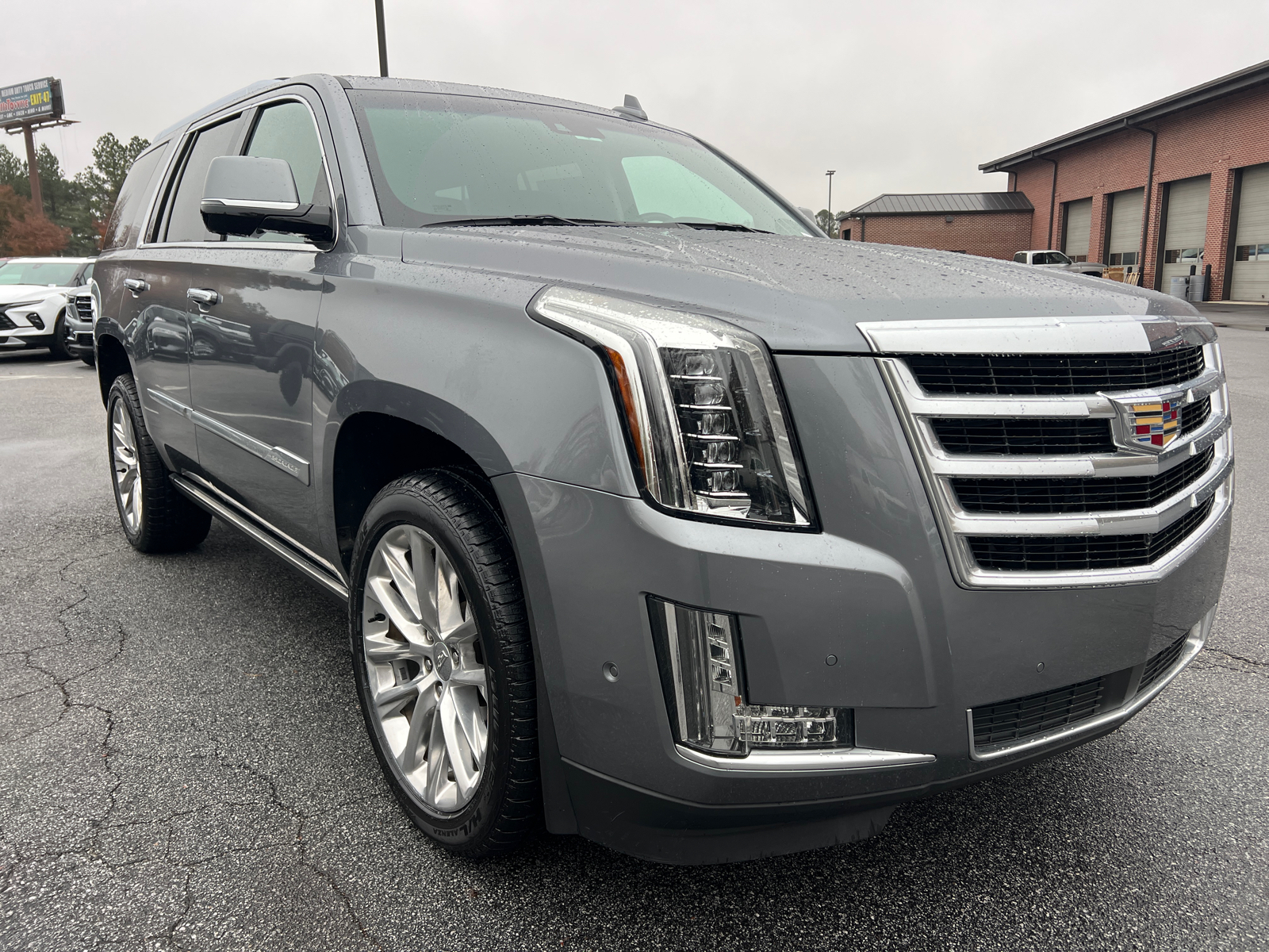 2018 Cadillac Escalade Premium Luxury 3