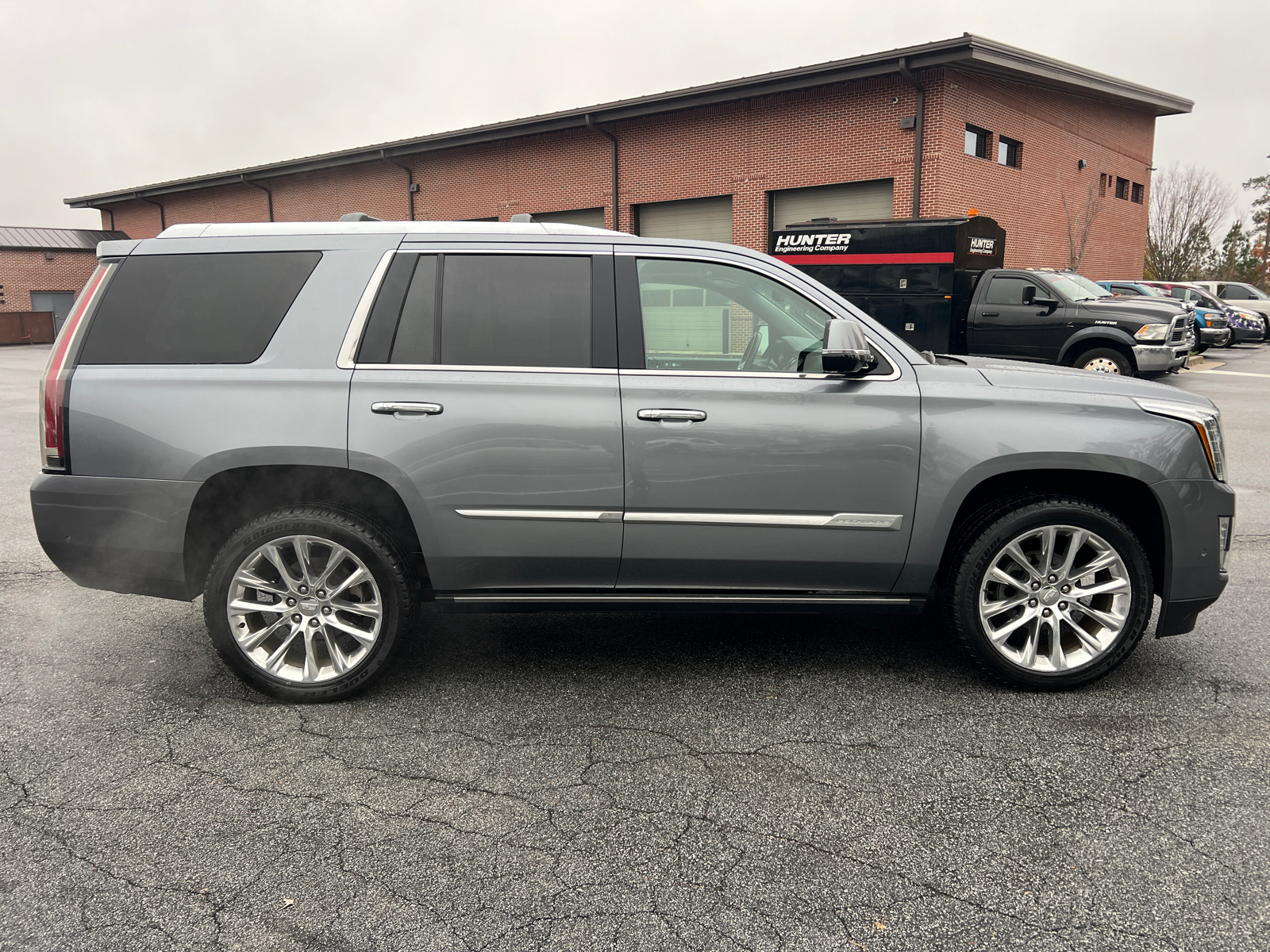 2018 Cadillac Escalade Premium Luxury 4