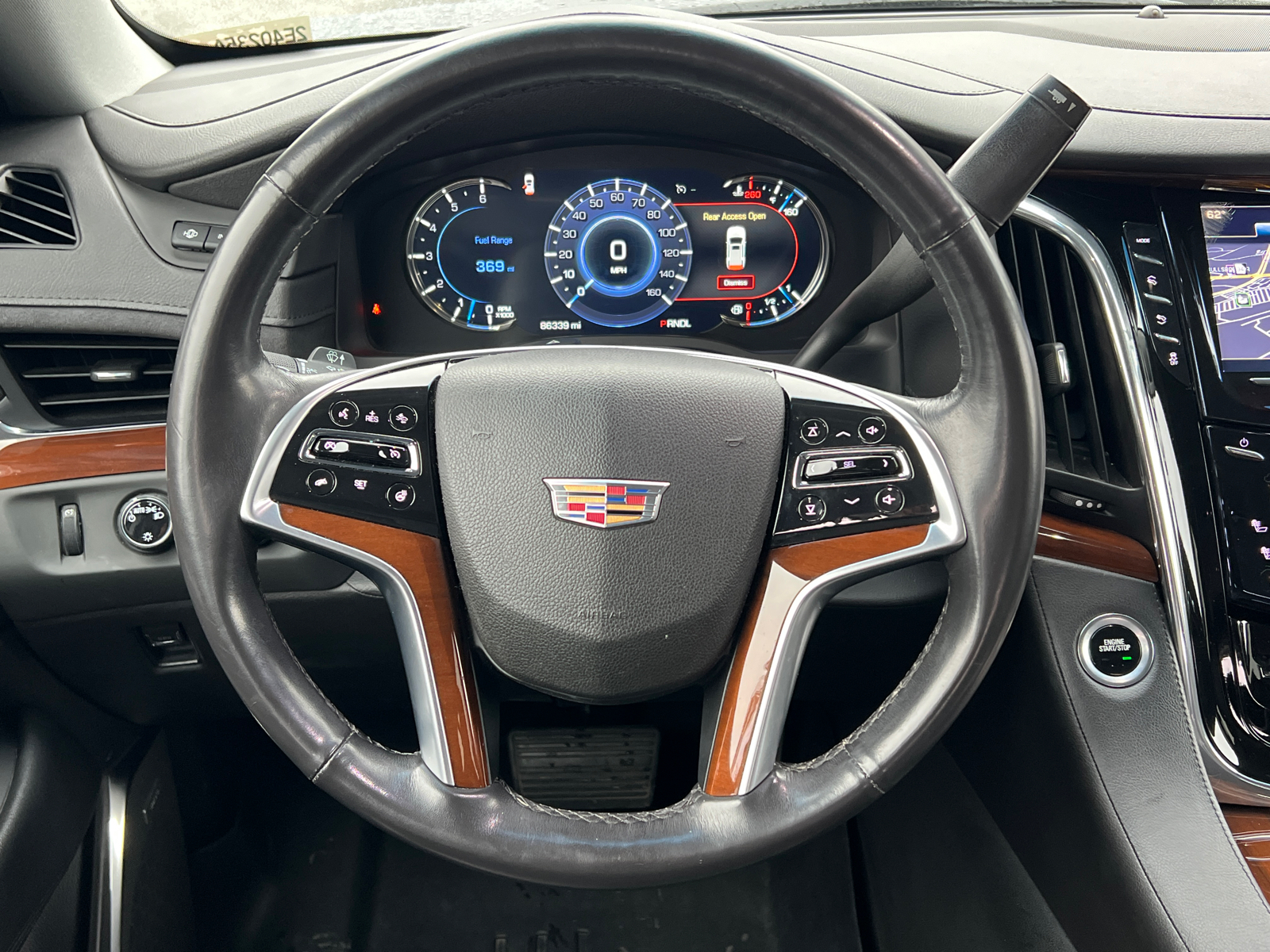 2018 Cadillac Escalade Premium Luxury 24