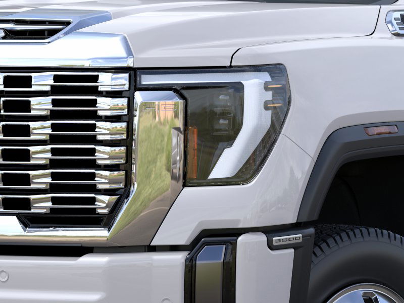 2025 GMC Sierra 3500HD Denali 10