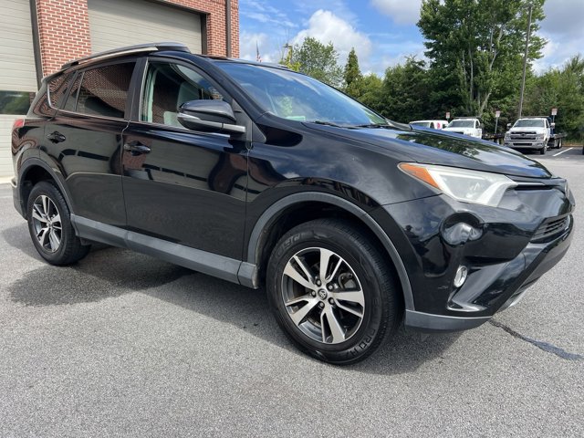 2018 Toyota RAV4 XLE 4