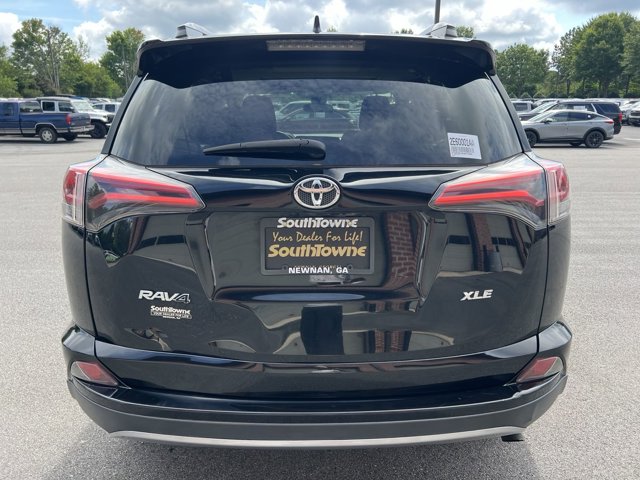 2018 Toyota RAV4 XLE 7